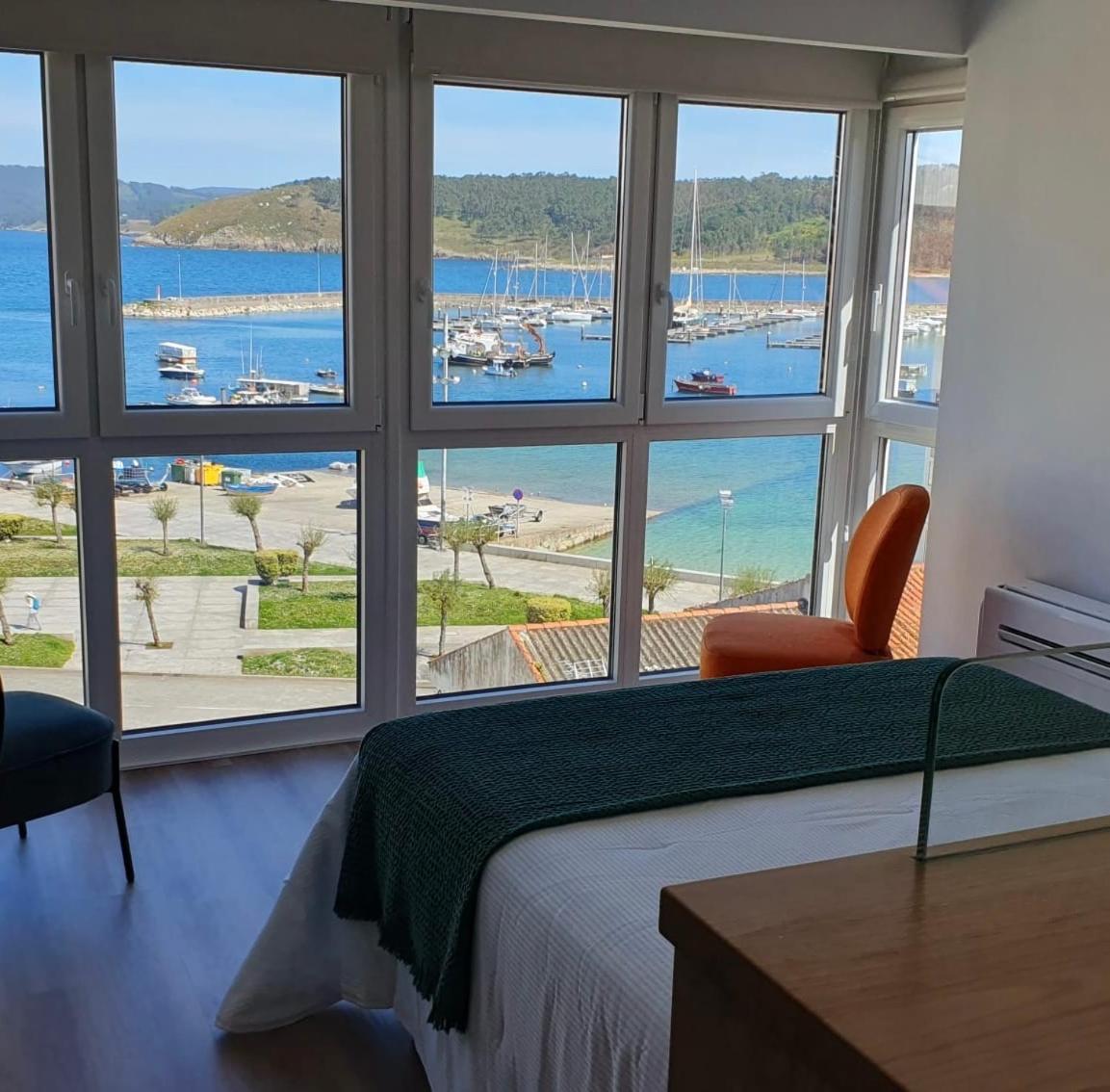 Apartamento Plaza Este Muxia Bagian luar foto